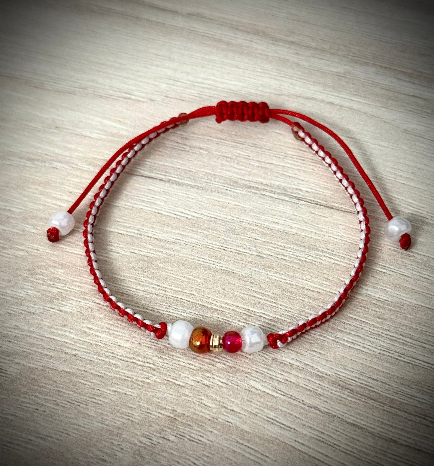 Гривна "Мартеница 2" с 14к злато